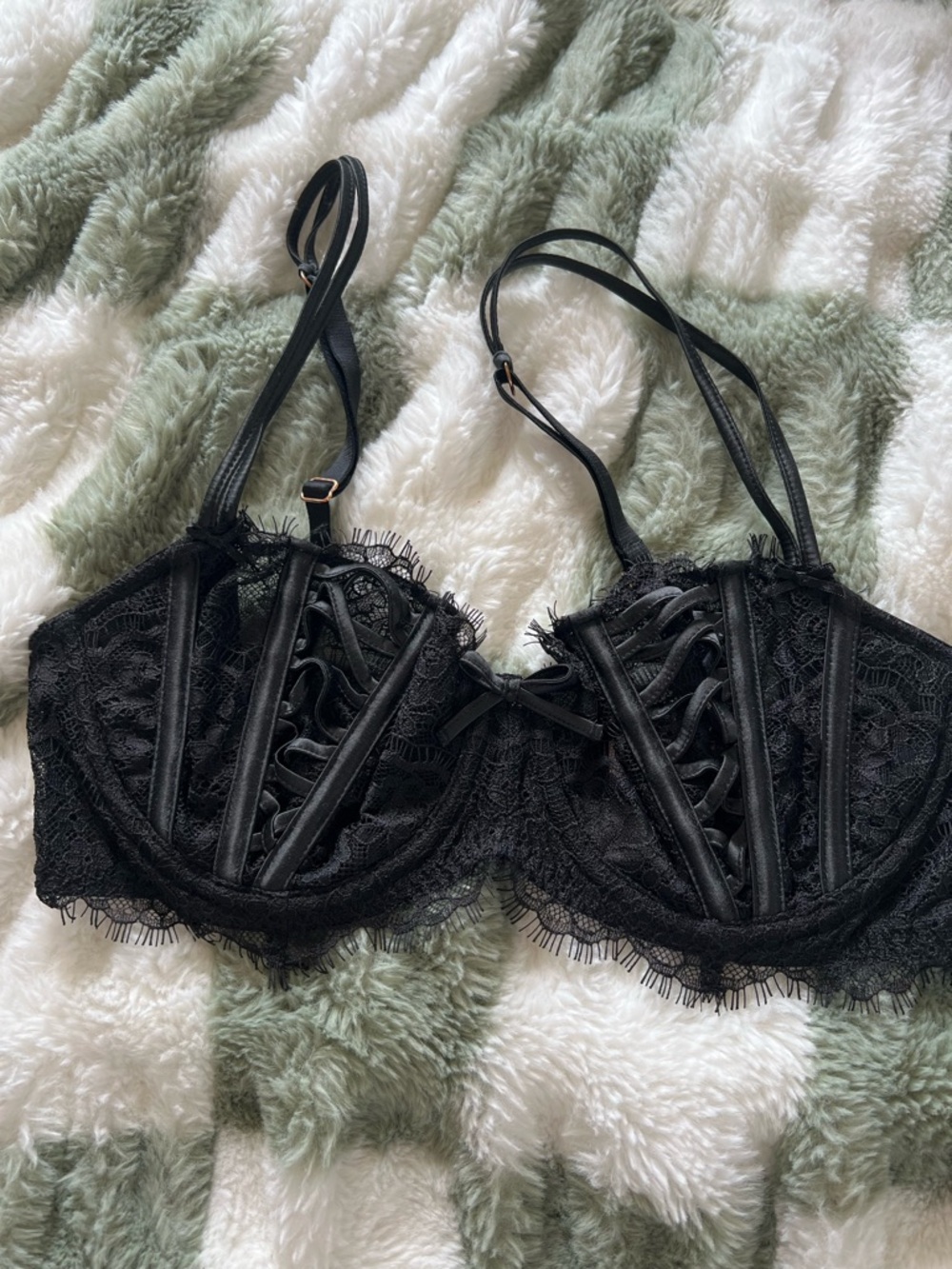 Victoria's Secret Black Lace Underwire Corset-Style Bra